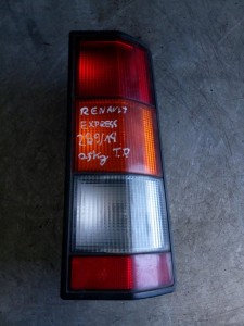 RENAULT EXPRESS - LAMPA TYŁ PRAWA