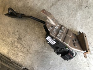Pedał gazu Nissan Primera P12 18002AU410