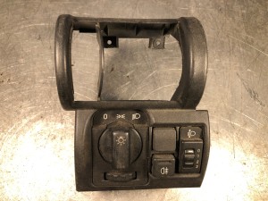 Włącznik świateł, ramka Opel Corsa B AT315223