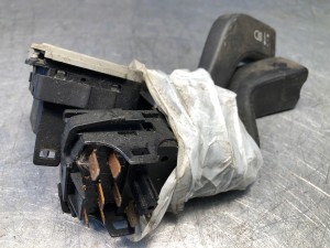 Przełącznik zespolony Opel Omega B 090494655501676