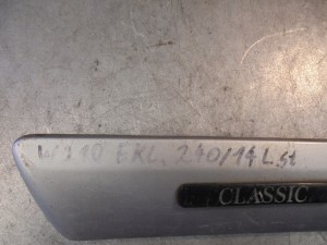 Listwa błotnika PL Mercedes W210 2106908762