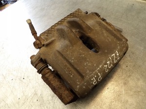 Zacisk PP Jaguar S-type lift 2,7D 5501