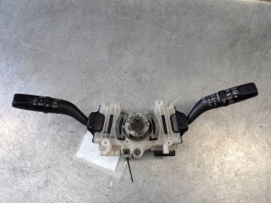Przełącznik zespolony Mazda 6 I GJ5J 17D325