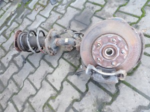 Zawieszenie PL Toyota Auris I 1,3B F06LV