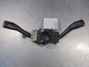Przełącznik zespolony VW Golf IV 1,9TDI 8L0953513
