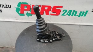 Dźwignia biegów, wybierak Ford Fiesta MK6 2006r