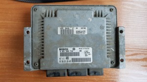 Komputer silnika 3,0B V6 Peugeot 607 0261206742