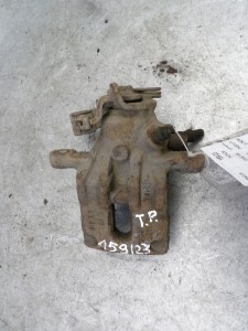 Zacisk tylny prawy Honda Civic VIII UFO 1,8B