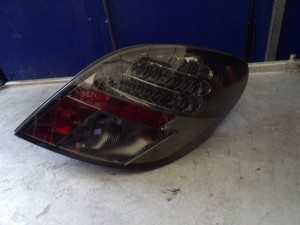 Peugeot 207 lampa tylna prawa 5HB lift 11-A967