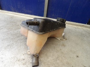 Ford Mondeo MK3 zbiornik wyrównawczy 2,0tdci