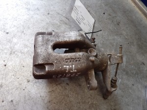 Xsara Picasso zacisk hamulcowy tył lewy 1,6B