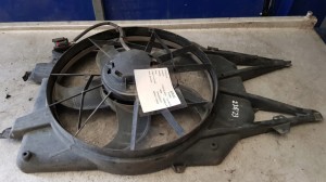 Ford Focus MK I 1,8B 16V wentylator chłodnicy 98AB8C607