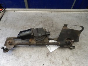 Toyota Yaris I lift mechanizm wycieraczek przód 85110-52010 159200-3940