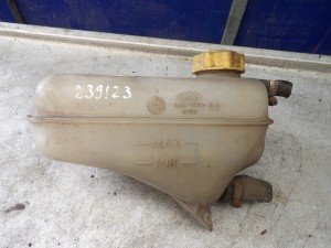 Ford Sierra zbiornik wyrównawczy 86BB-8K218-CA