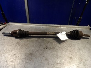 Citroen C2 półoś przednia prawa 9684678580