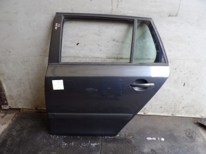 Skoda Fabia II drzwi tylna lewa kombi lak. LF8J