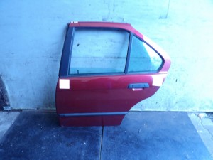BMW E36 drzwi tylne lewe lak. 252/3
