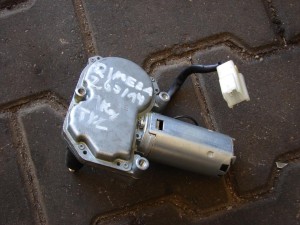 Silniczek wycieraczek tył Nissan Primera P10